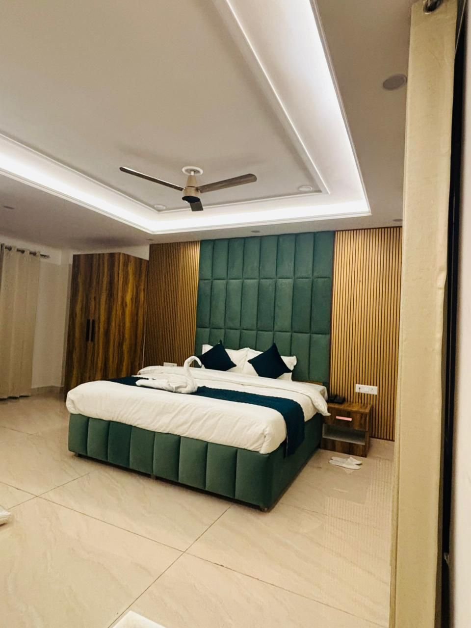 WhatsApp Image 2025-12-23 at 8.10.22 PM