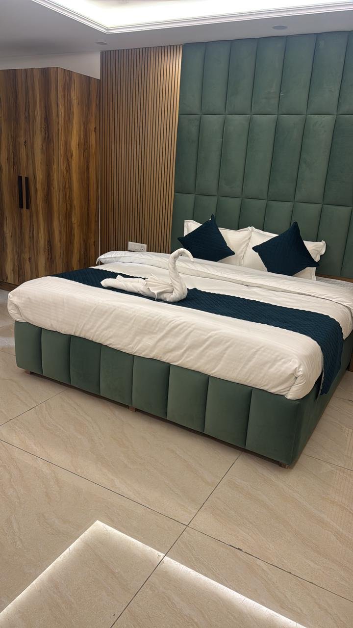 WhatsApp Image 2025-12-23 at 8.10.23 PM