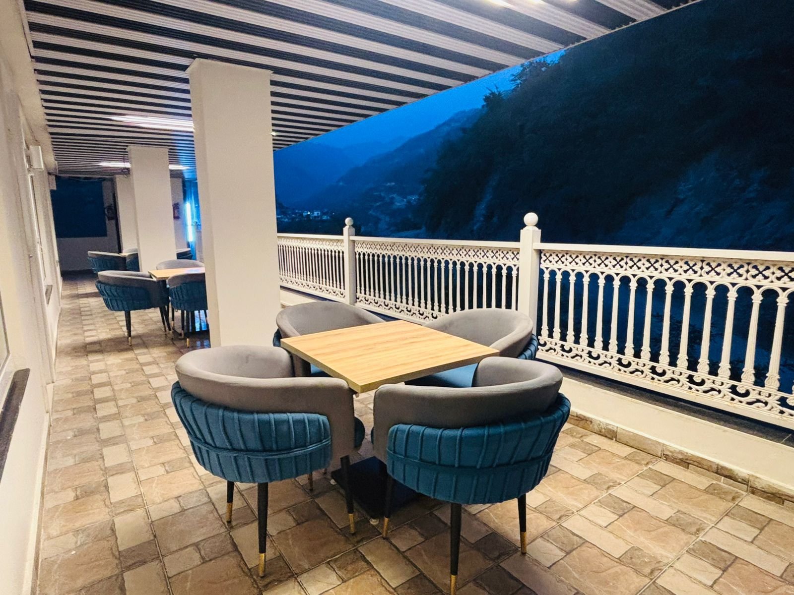 WhatsApp Image 2025-12-23 at 8.12.02 PM (3)